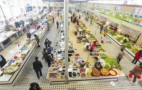 到市集或商場買東西要想不缺斤少兩，就得看商家是不是統(tǒng)一配的電子稱。(圖2)